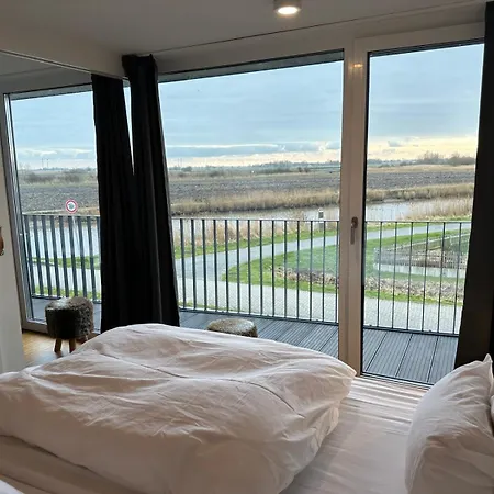 Feriehus Grosszuegiges Modernes *